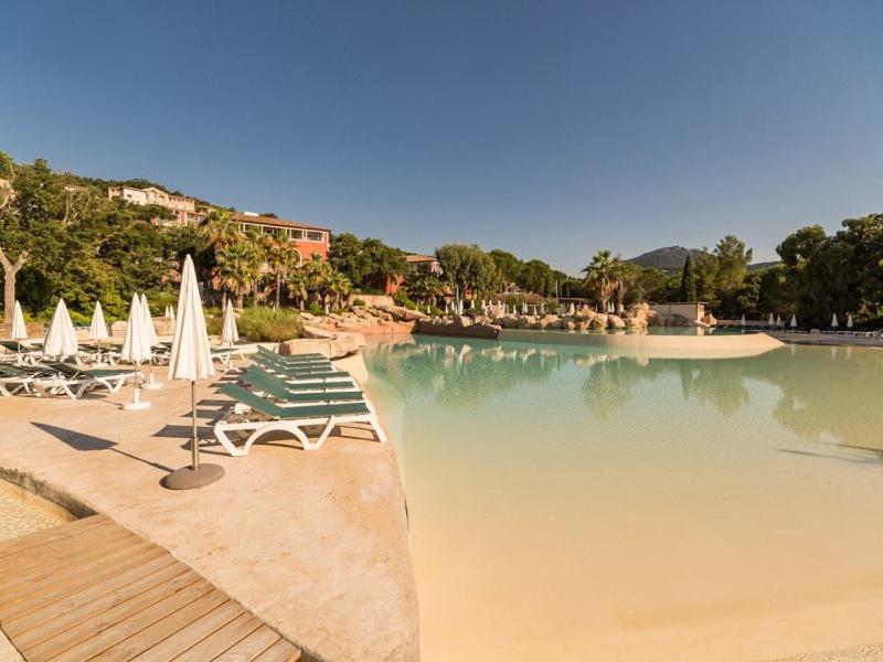 Le Mas De Grimaud Buitenkant foto